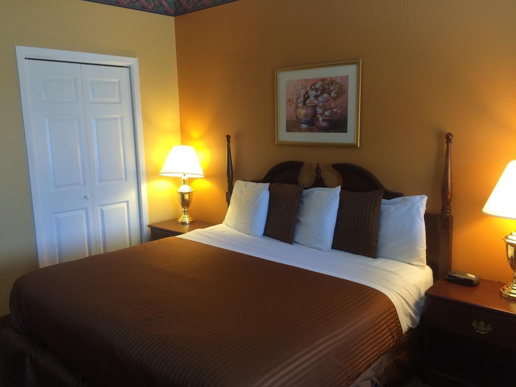 Luxury Suites Пенсакола Екстериор снимка